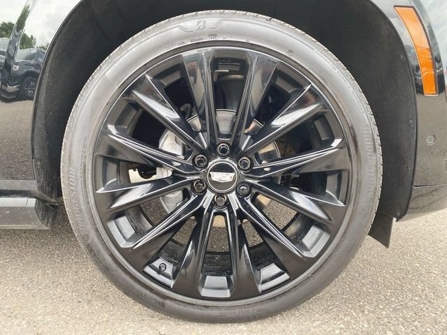 Used 2025 Cadillac Escalade ESV Sport Platinum w/ LPO, ONYX Package AWD/4WD image 33