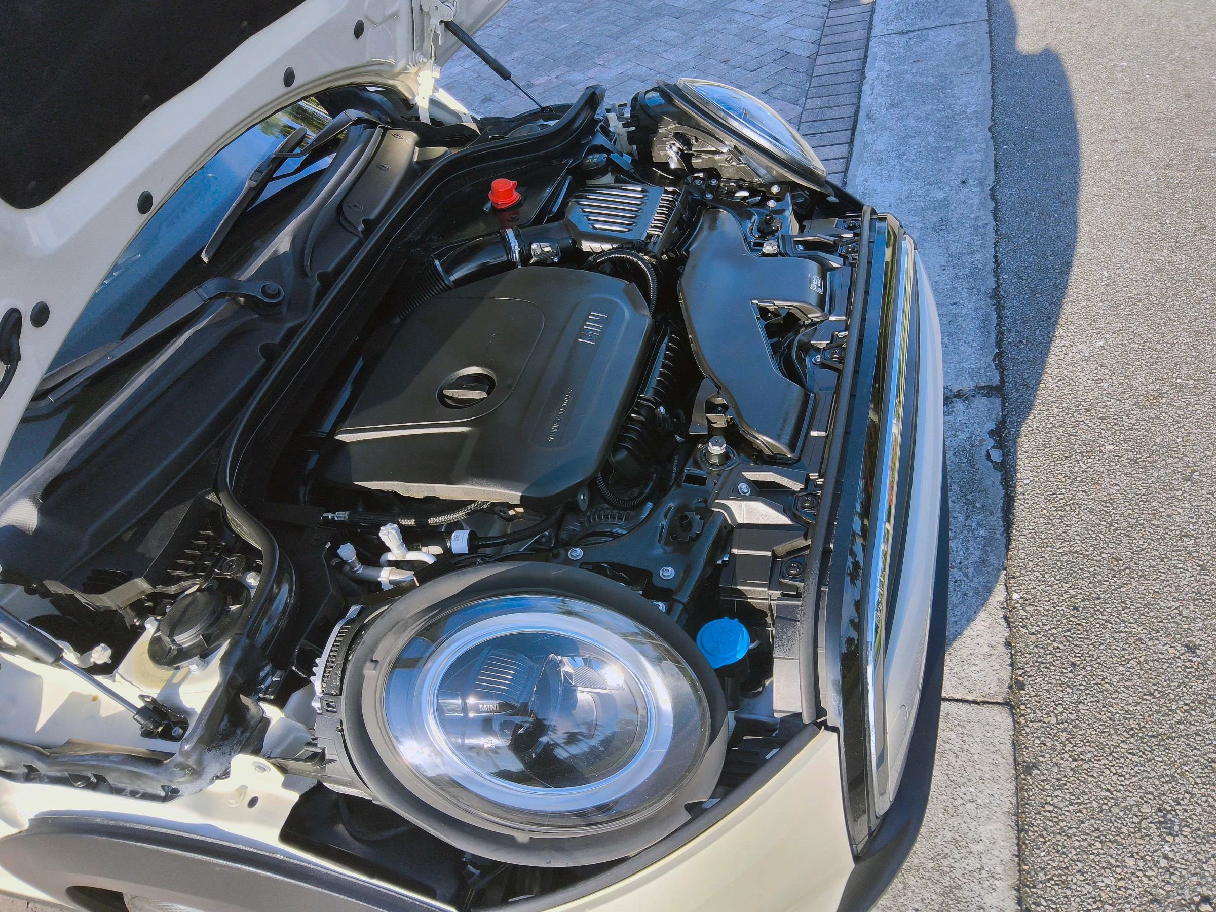 Used 2023 MINI Cooper 4-Door Hardtop FWD image 42