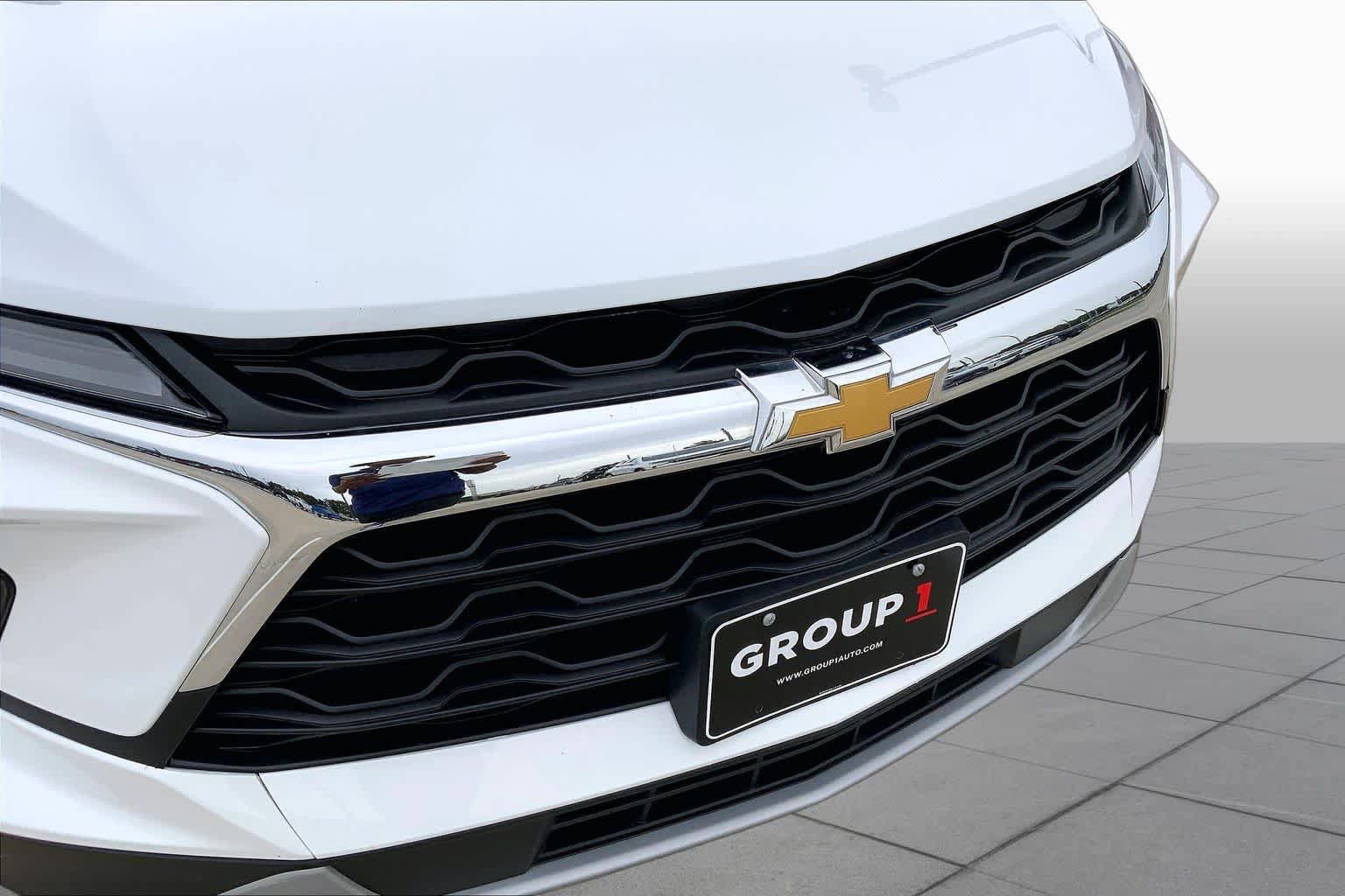 Certified 2025 Chevrolet Blazer LT FWD image 29