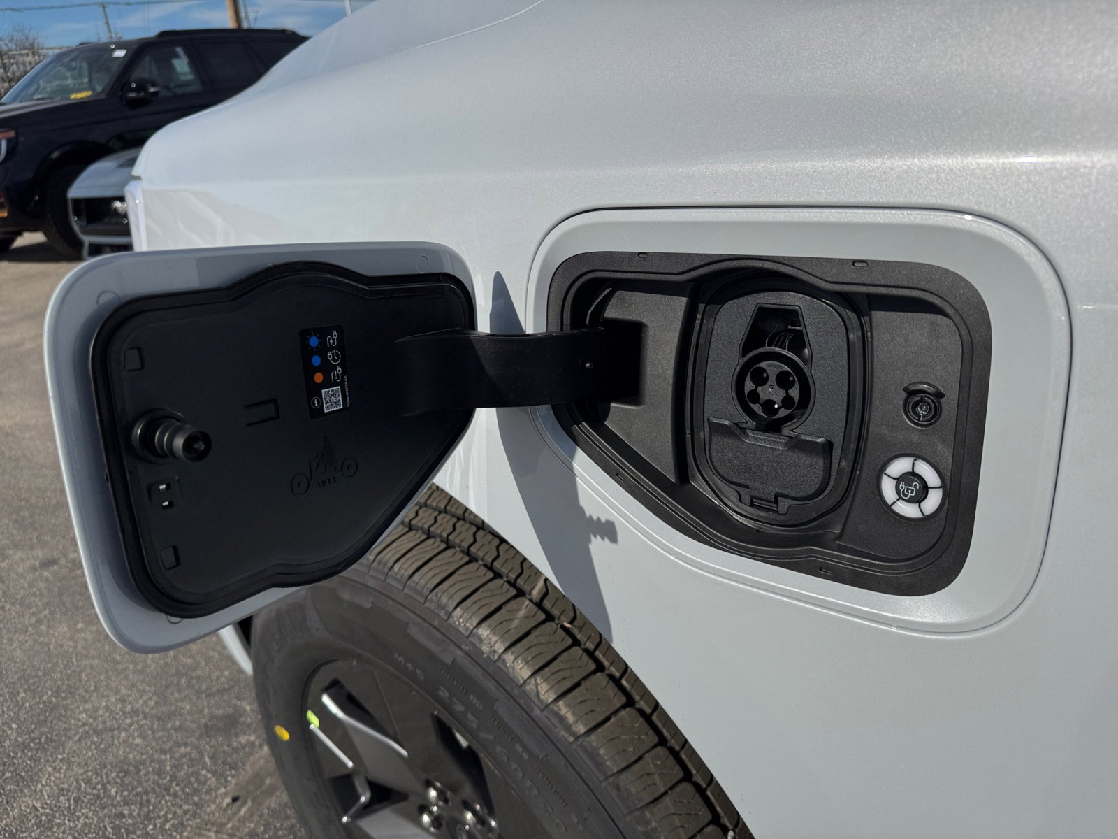 New 2025 Ford F150 Lightning Flash image 19