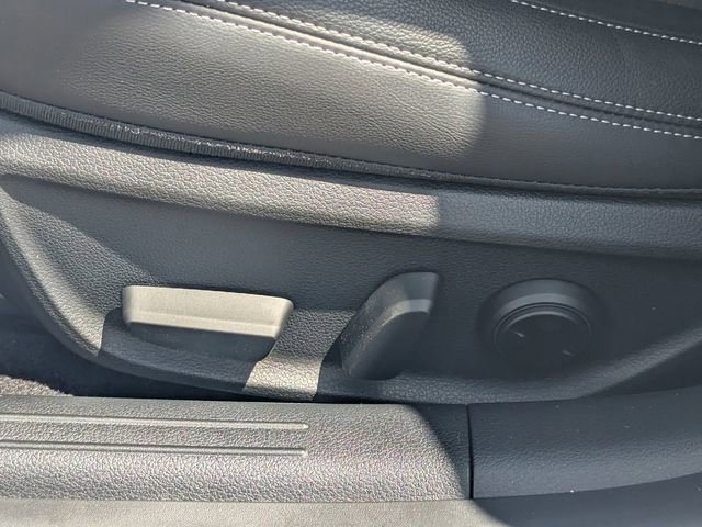 Used 2026 Genesis G70 2.5T RWD image 23