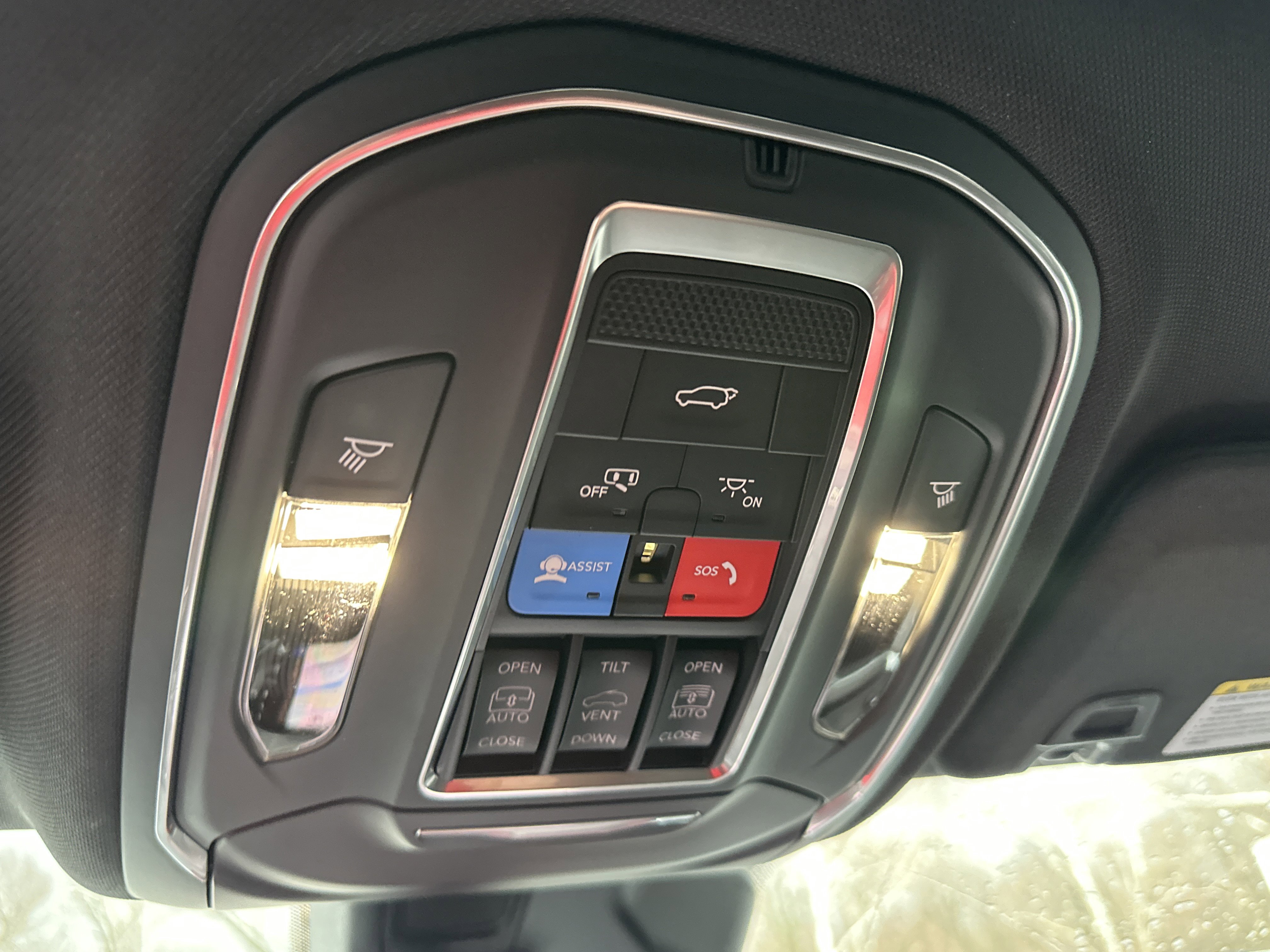 New 2026 Jeep Grand Cherokee Limited Reserve image 14