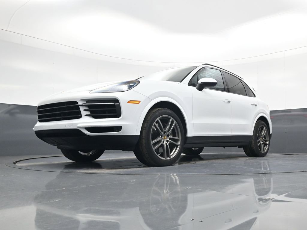 Used 2023 Porsche Cayenne AWD/4WD image 18
