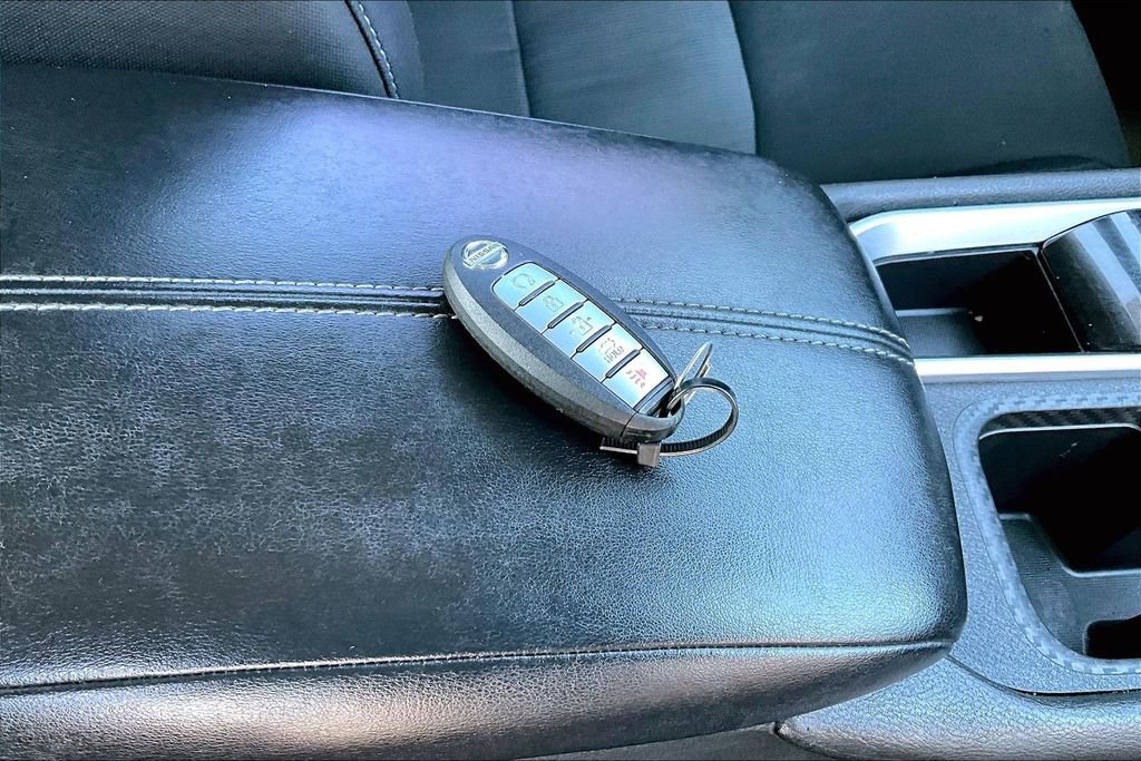 Used 2021 Nissan Sentra SV image 32