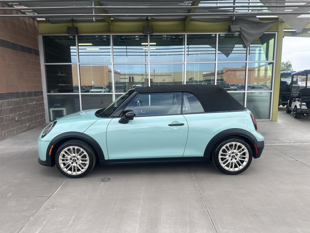 Used 2025 MINI Cooper S FWD image 6