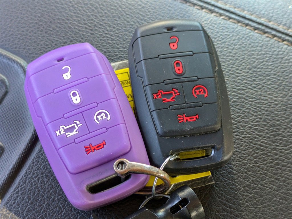 Used 2021 RAM 1500 Laramie image 33