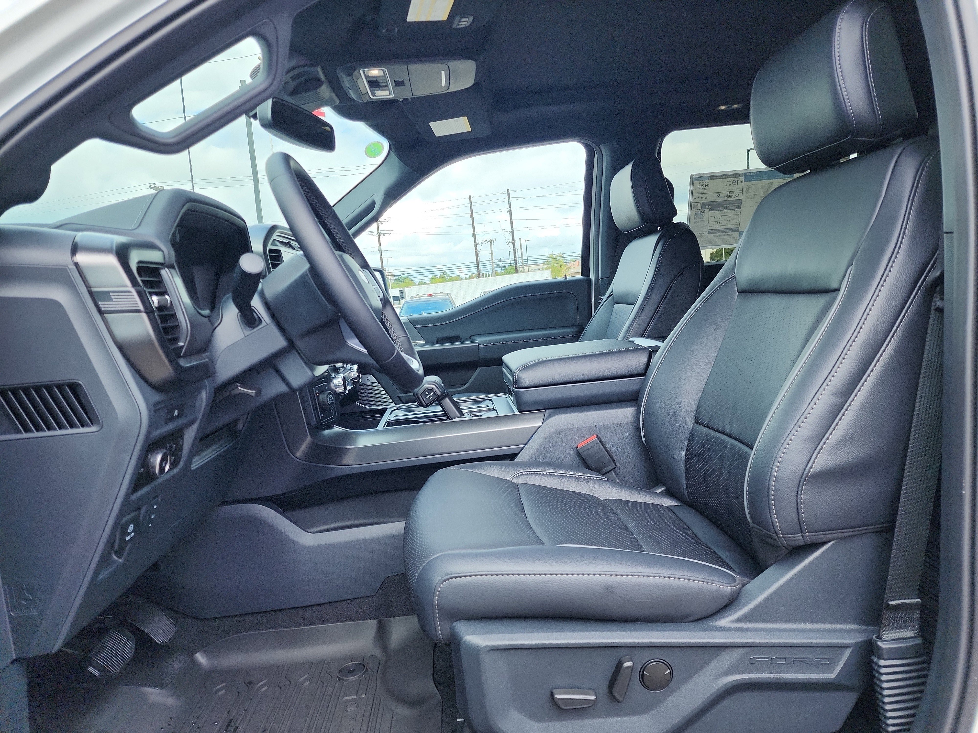 New 2025 Ford F150 Lariat image 6
