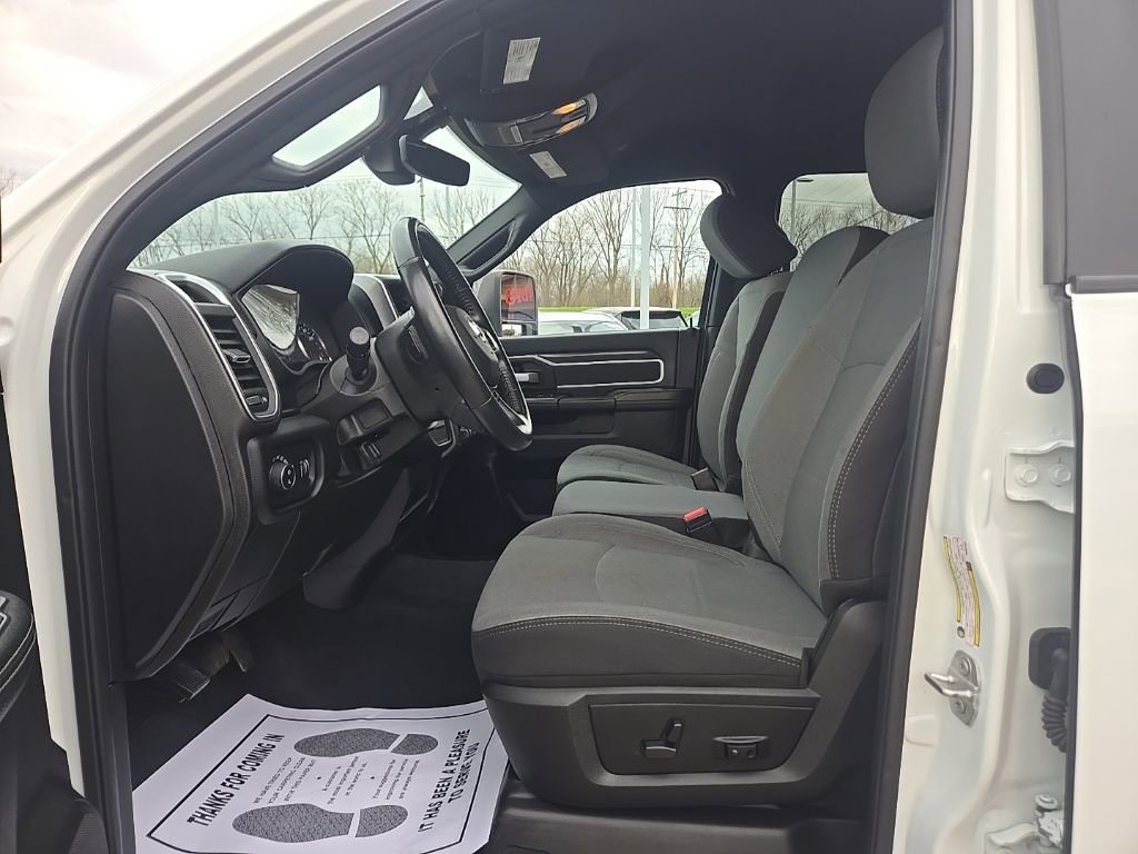Used 2024 RAM 3500 Big Horn AWD/4WD image 9