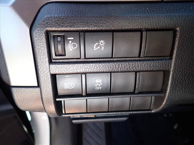 Certified 2024 Toyota Tacoma SR5 AWD/4WD image 13