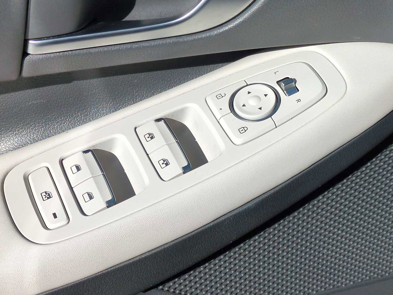 Used 2024 Hyundai Sonata SEL image 21