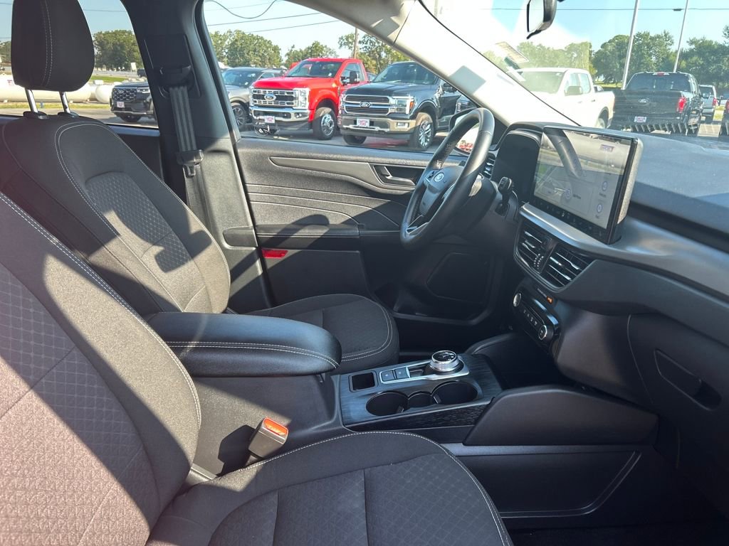 Certified 2024 Ford Escape Active w/ Tech Pack #1 image 28