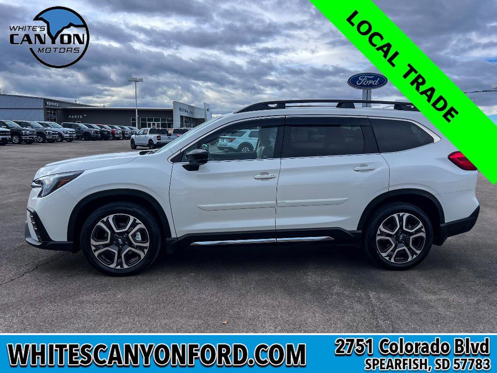 Used 2024 Subaru Ascent Limited image 2