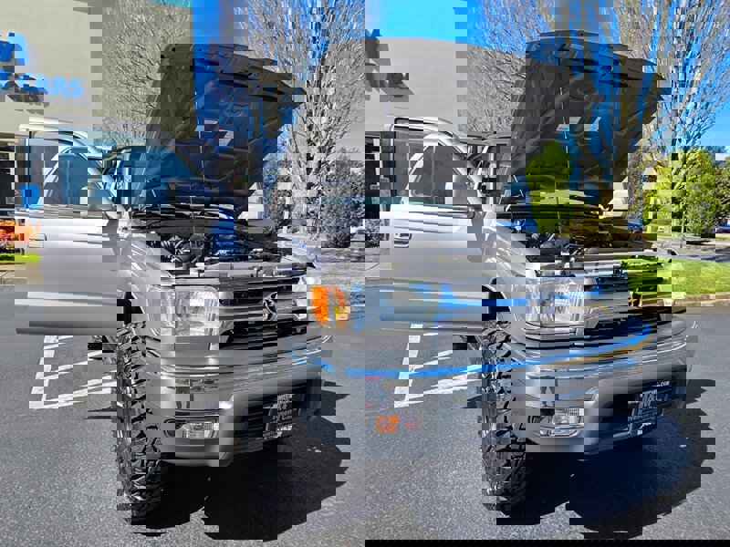 Used 2001 Toyota 4Runner SR5 image 26