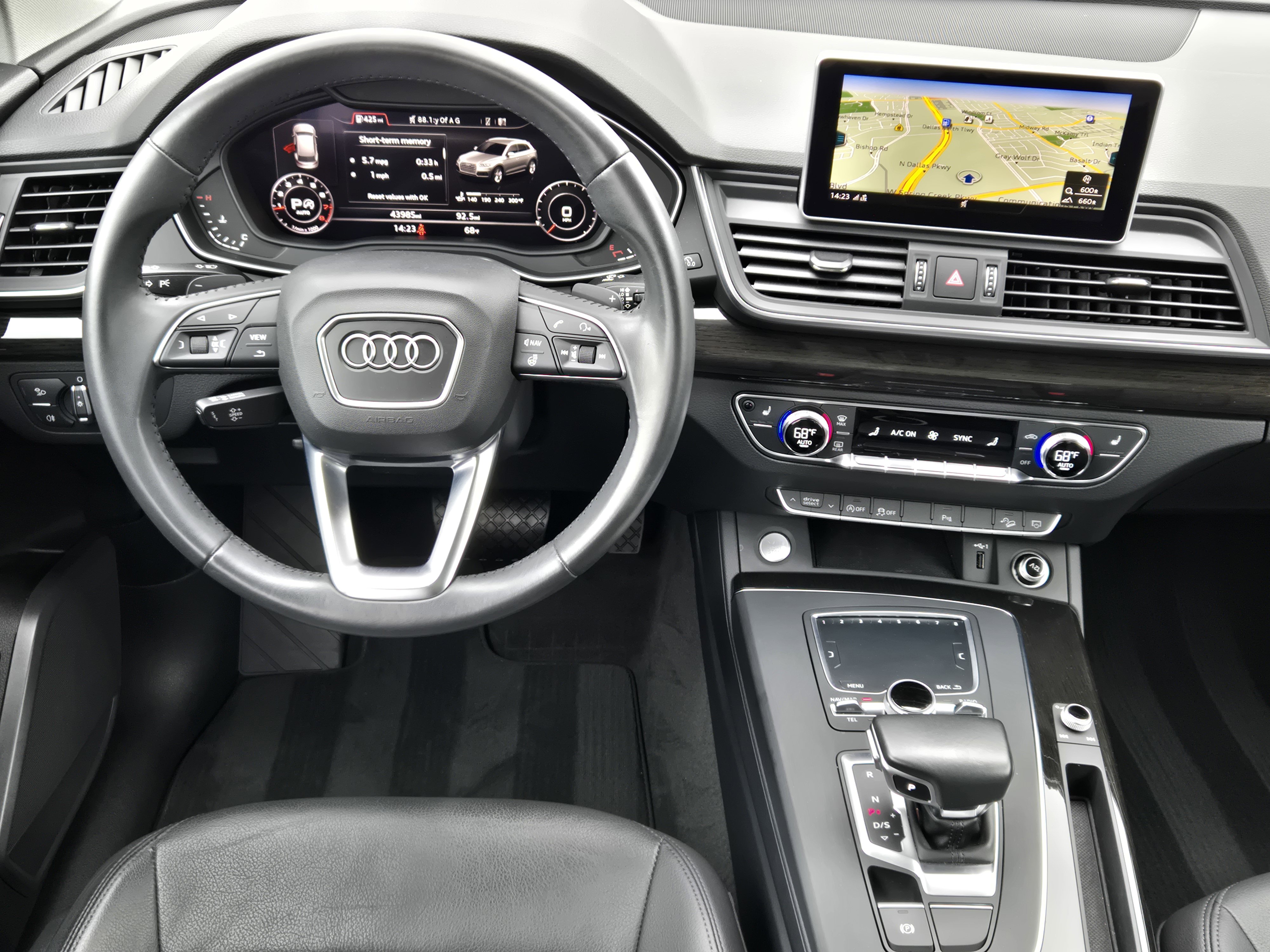 Used 2018 Audi Q5 2.0T Premium Plus AWD/4WD image 36