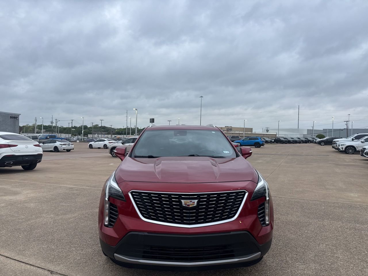 Used 2021 Cadillac XT4 Premium Luxury image 5
