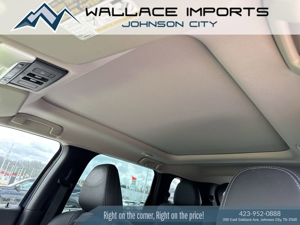 Used 2023 Mitsubishi Outlander SE image 15