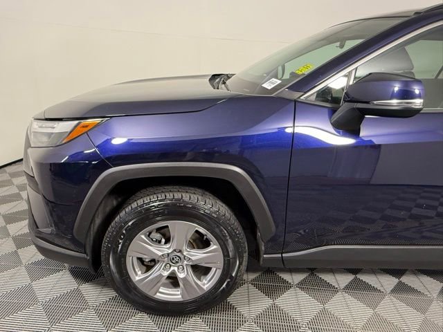 Used 2022 Toyota RAV4 XLE image 10
