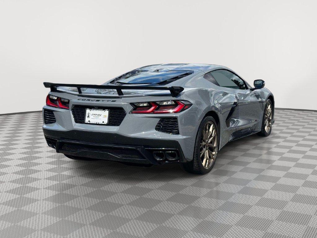 Used 2025 Chevrolet Corvette Stingray Preferred Cpe w/ Z51 Performance Package RWD image 4