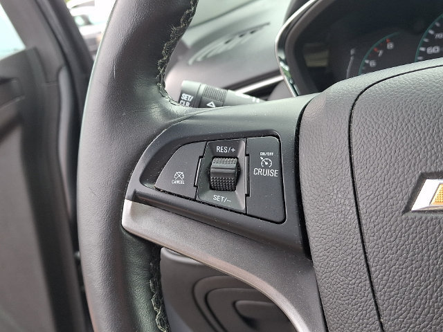 Used 2019 Chevrolet Trax LT w/ LT Convenience Package AWD/4WD image 7
