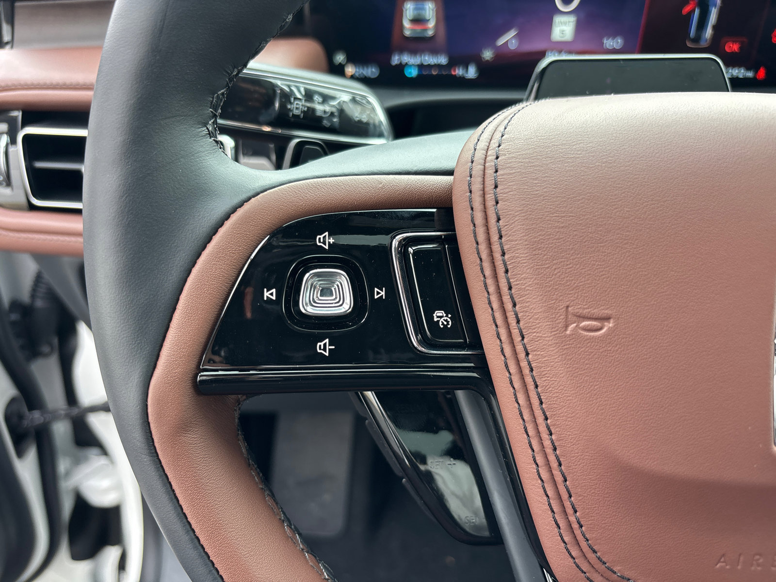 New 2026 Lincoln Aviator Reserve image 17