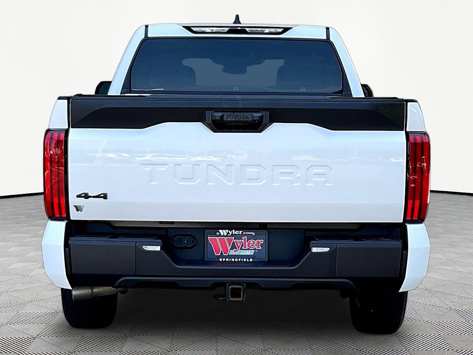 Used 2024 Toyota Tundra SR5 AWD/4WD image 5