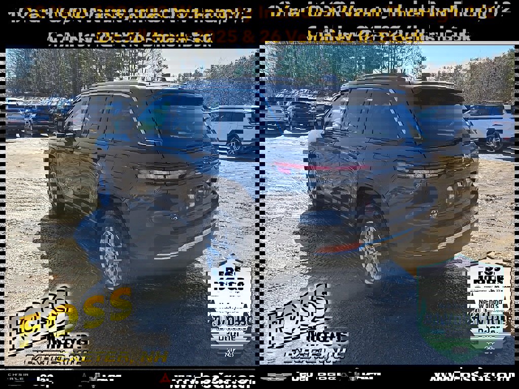 New 2025 Jeep Grand Cherokee Laredo image 5