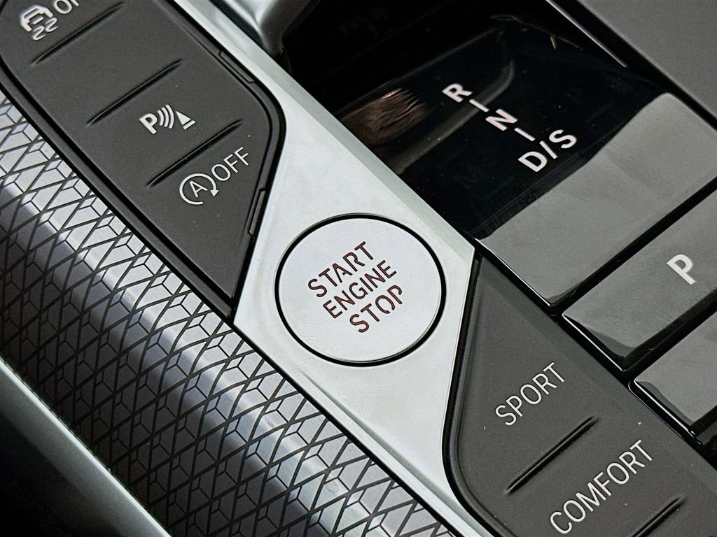 New 2026 BMW 330i xDrive Sedan w/ M Sport Package image 19