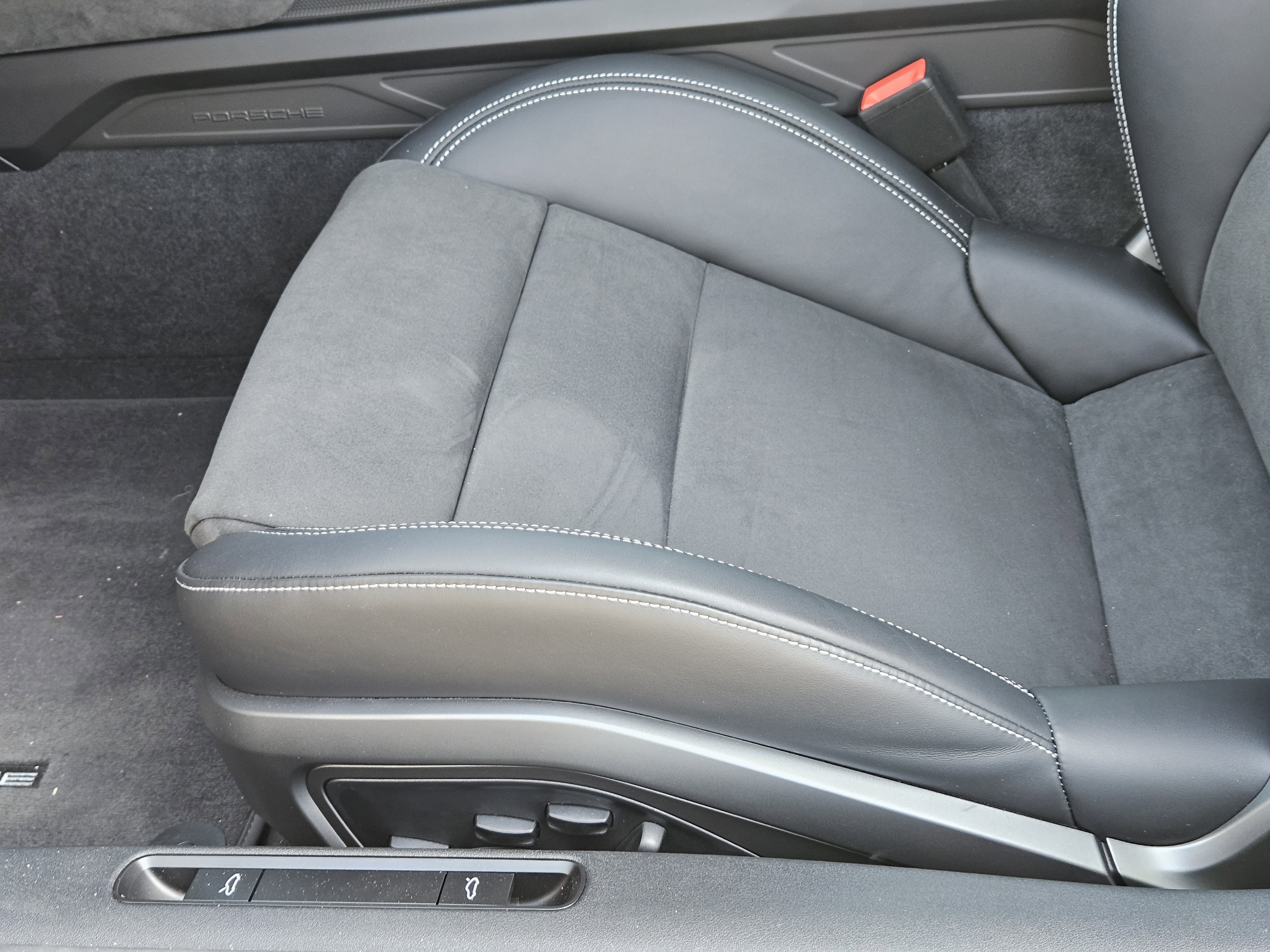 Certified 2026 Porsche 911 GT3 image 24