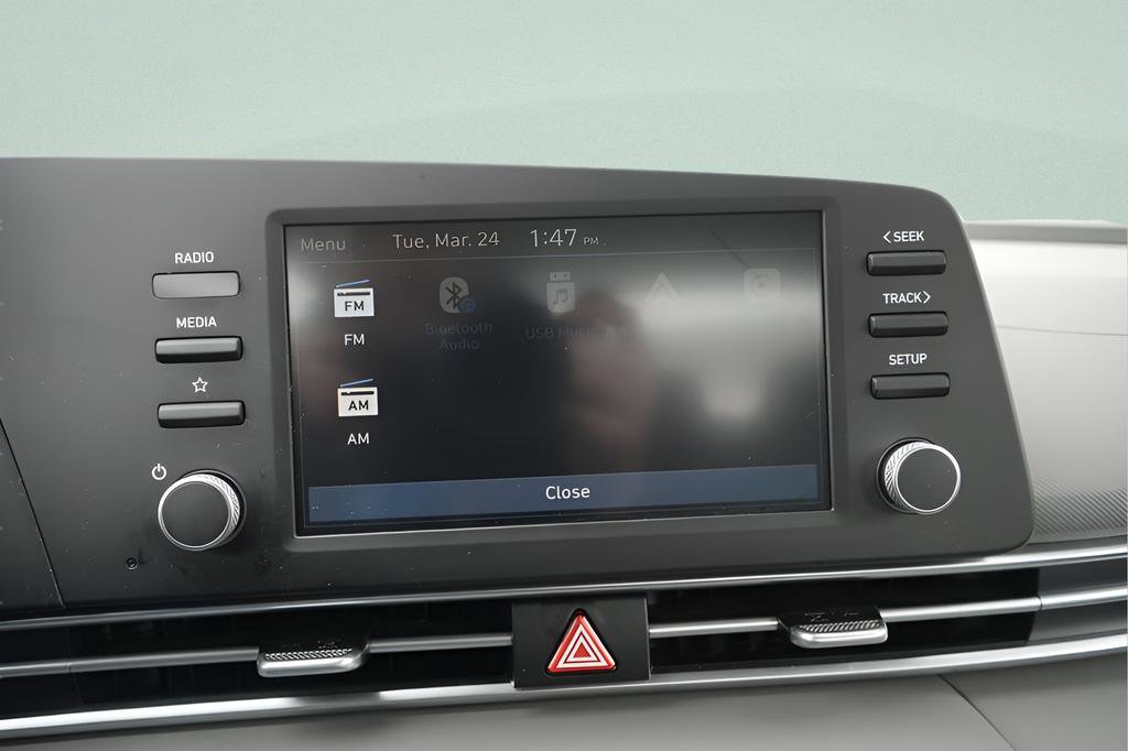 Certified 2025 Hyundai Elantra Blue FWD image 34