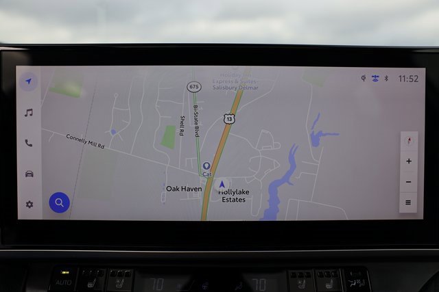 Used 2025 Toyota Camry XLE image 24