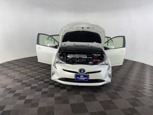 Used 2017 Toyota Prius Three Touring image 11