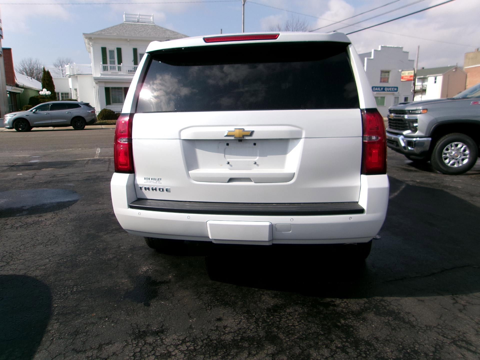 Used 2017 Chevrolet Tahoe LT w/ LT Signature Package image 6