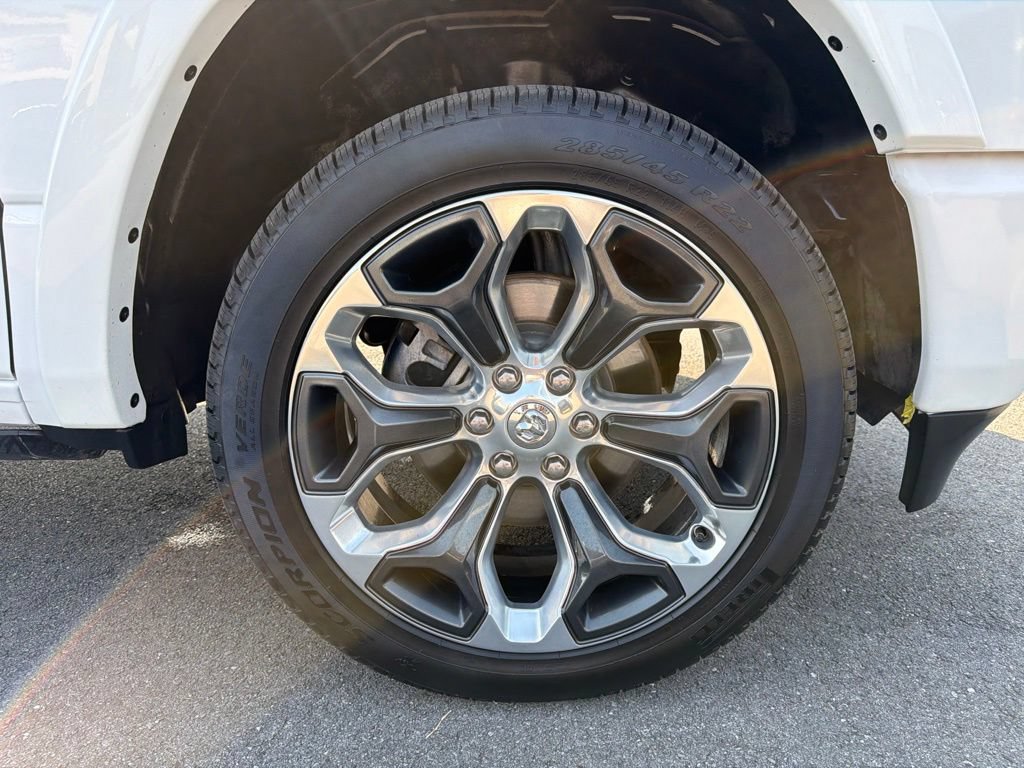 Used 2022 RAM 1500 Limited AWD/4WD image 17