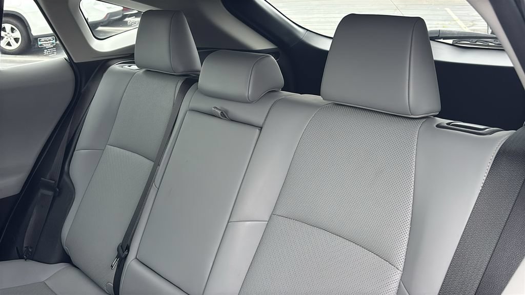 Used 2021 Toyota Venza XLE w/ Softex Package AWD/4WD image 30
