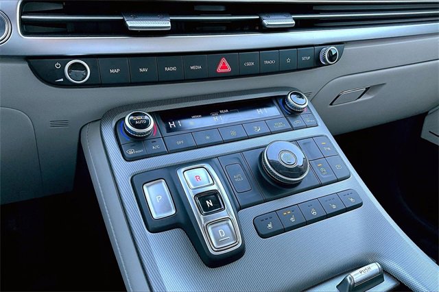 Used 2025 Hyundai Palisade Limited image 15