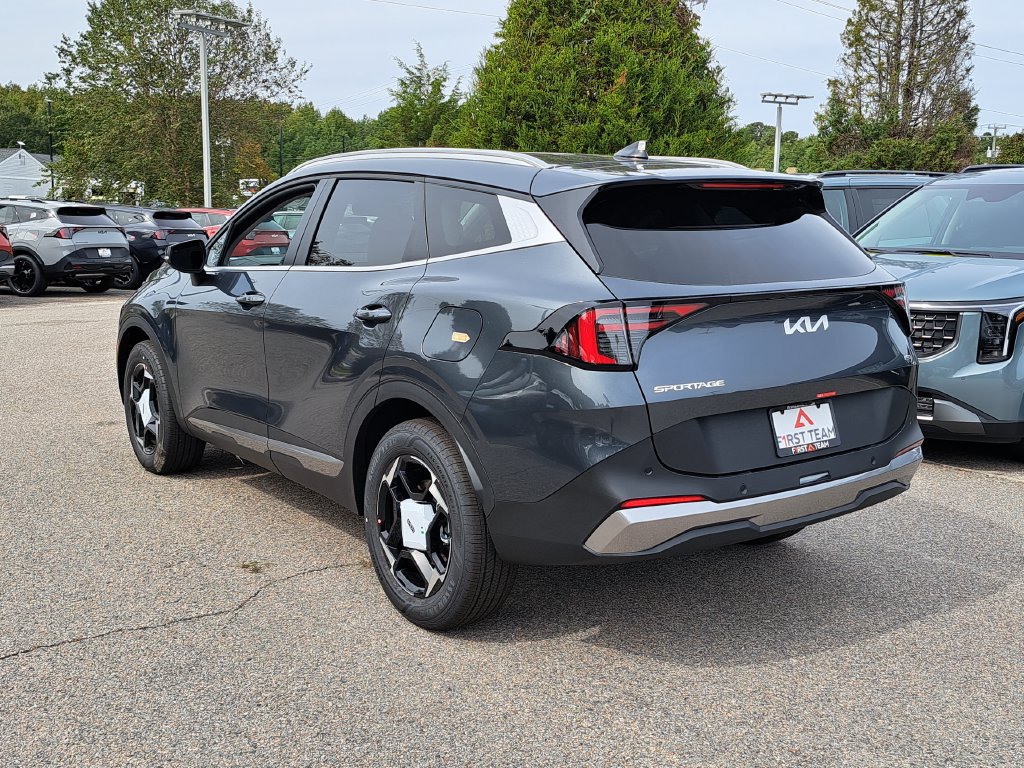 New 2026 Kia Sportage EX AWD/4WD image 6