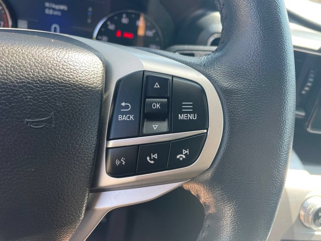 Used 2022 Ford Explorer XLT w/ Equipment Group 202A AWD/4WD image 34