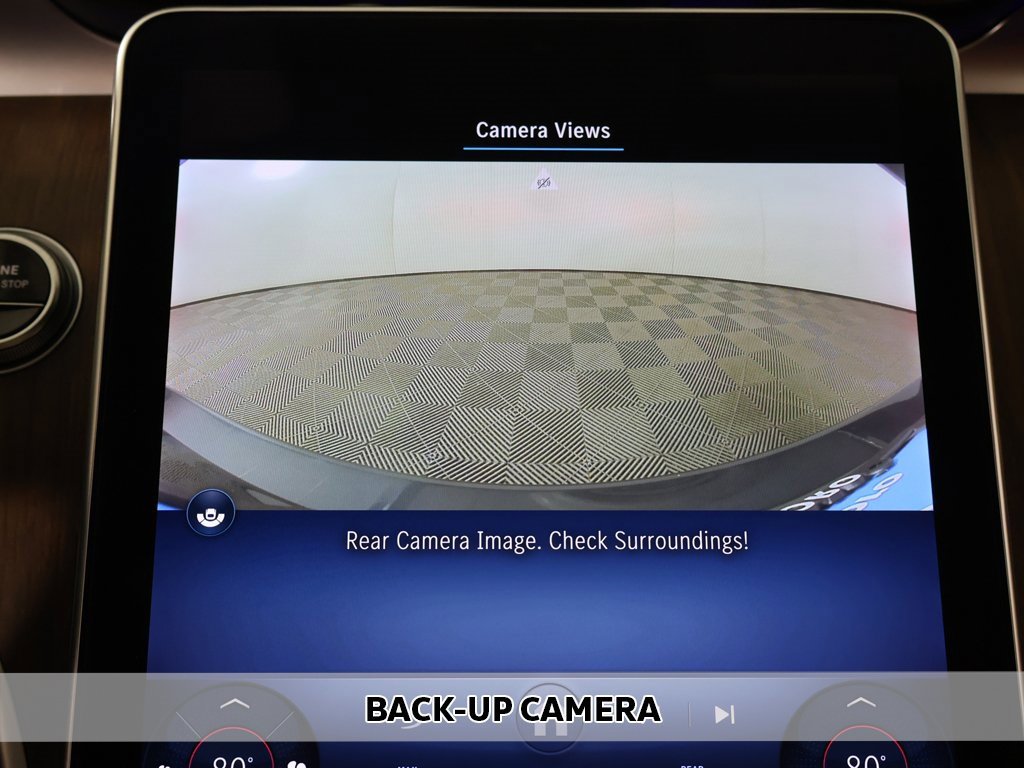 Used 2023 Mercedes-Benz C 300 4MATIC Sedan image 4