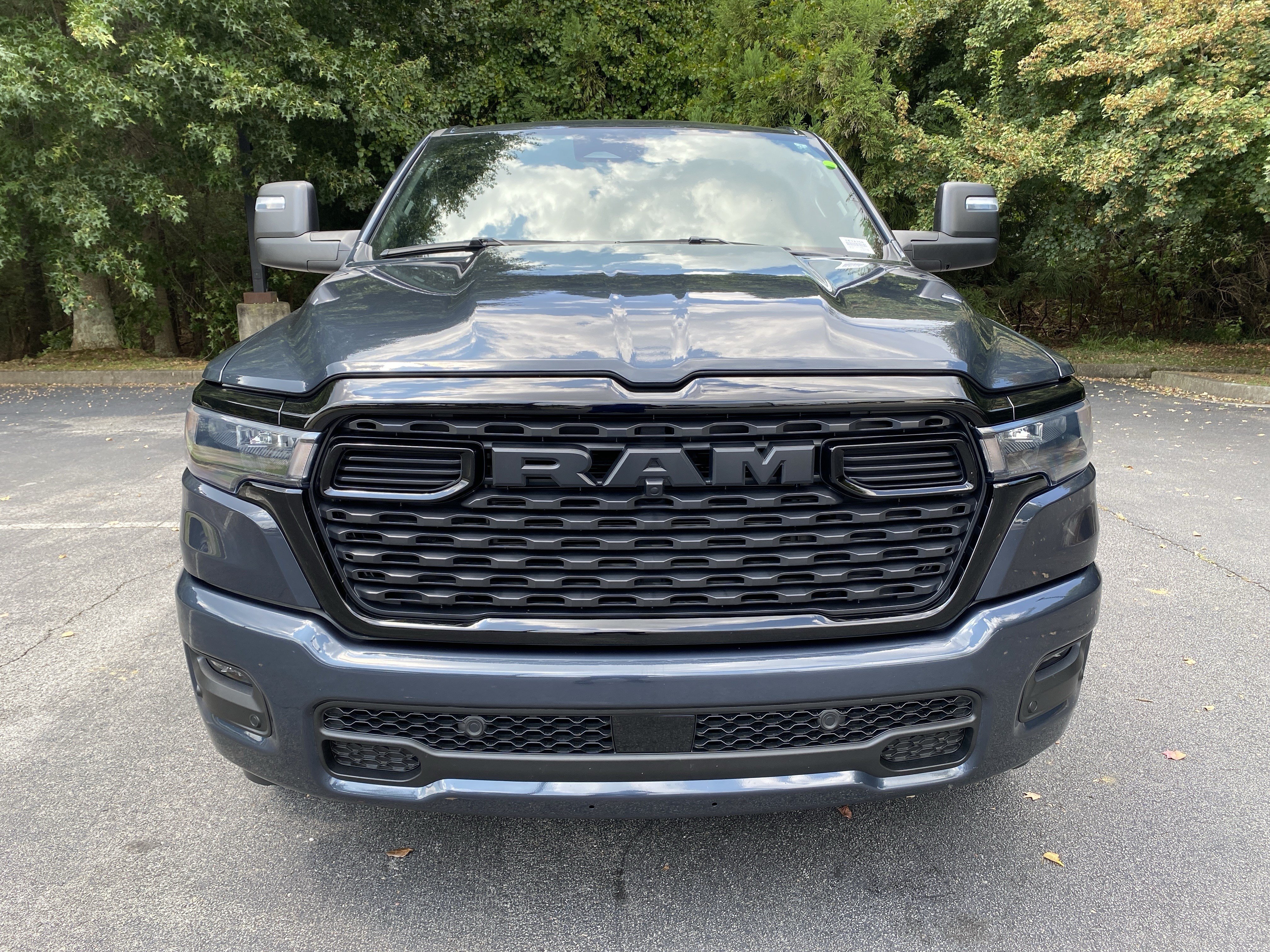 Used 2025 RAM 1500 Big Horn AWD/4WD image 3