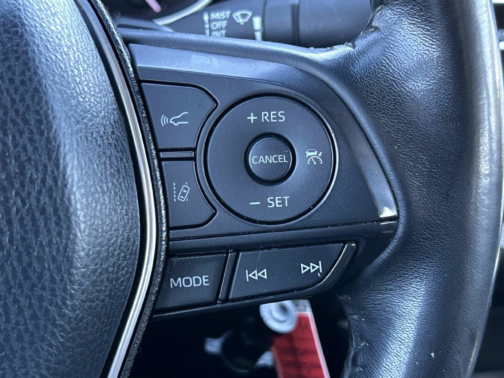 Used 2018 Toyota Camry SE FWD image 27