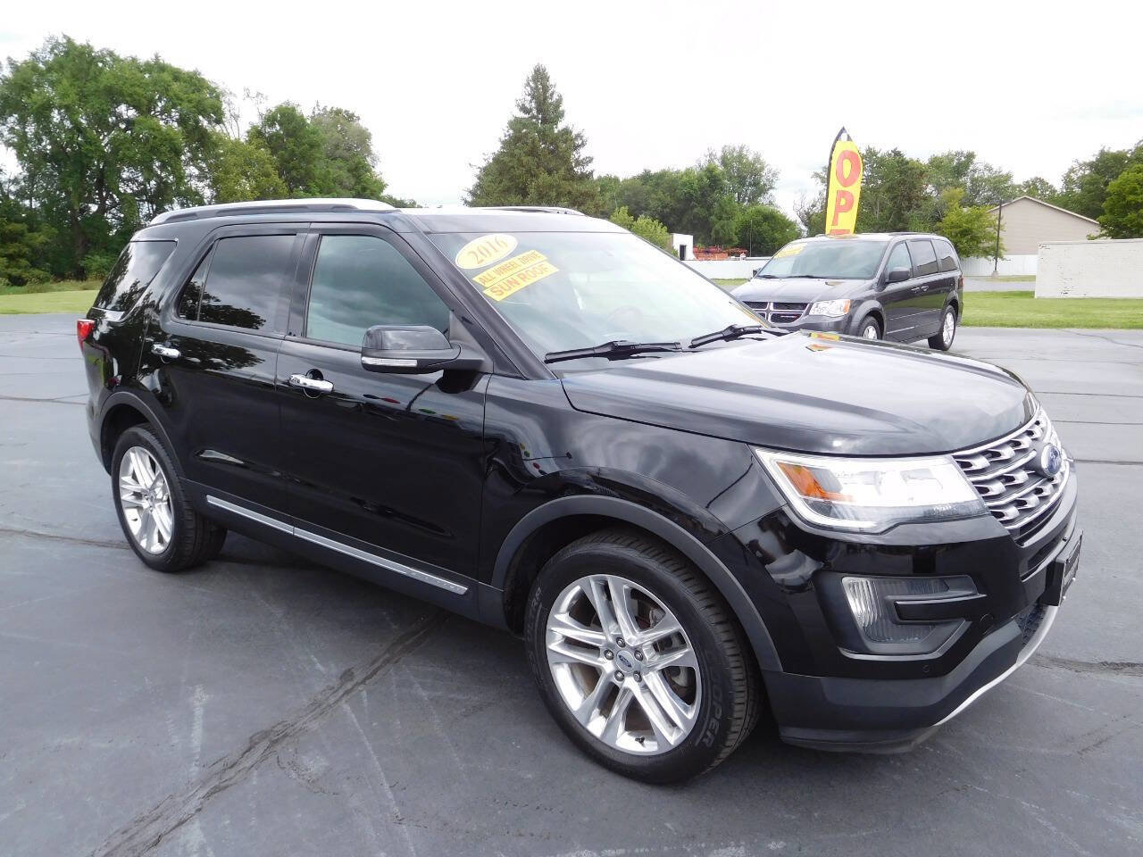 Used 2016 Ford Explorer Limited image 10