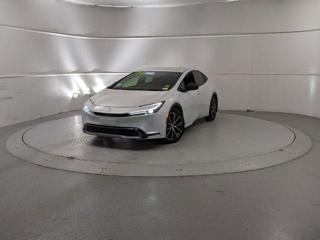 Used 2025 Toyota Prius XLE image 6