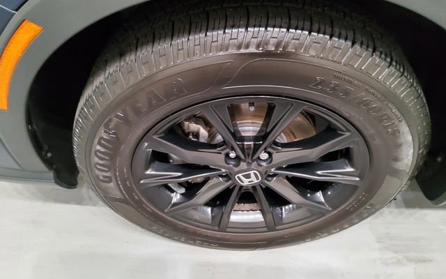 Certified 2025 Honda CR-V Sport-L image 32