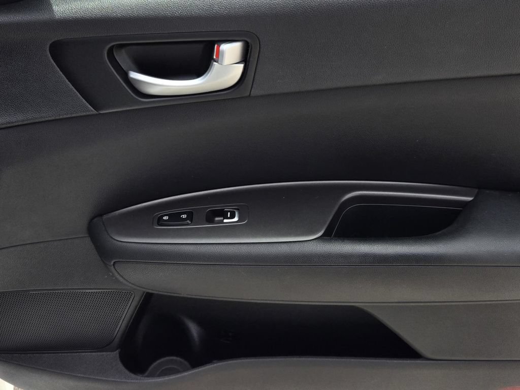 Used 2018 Kia Optima S w/ Panoramic Sunroof Package FWD image 8