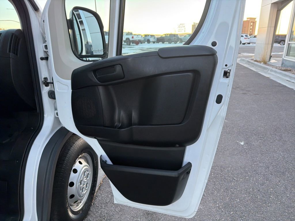 Used 2018 RAM ProMaster 2500 FWD image 28