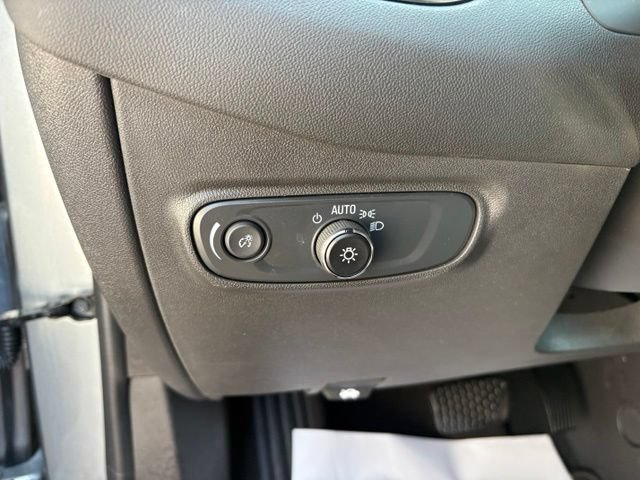 Used 2024 Chevrolet Equinox LT w/ Driver Convenience Package AWD/4WD image 21