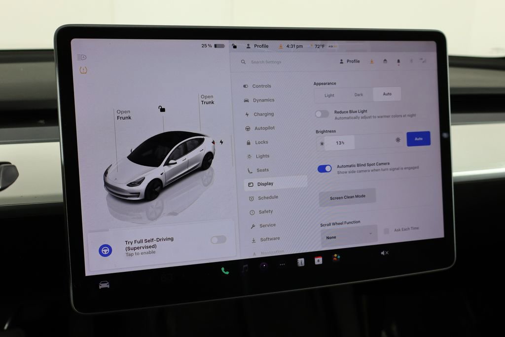 Used 2023 Tesla Model 3 Standard Range RWD image 35