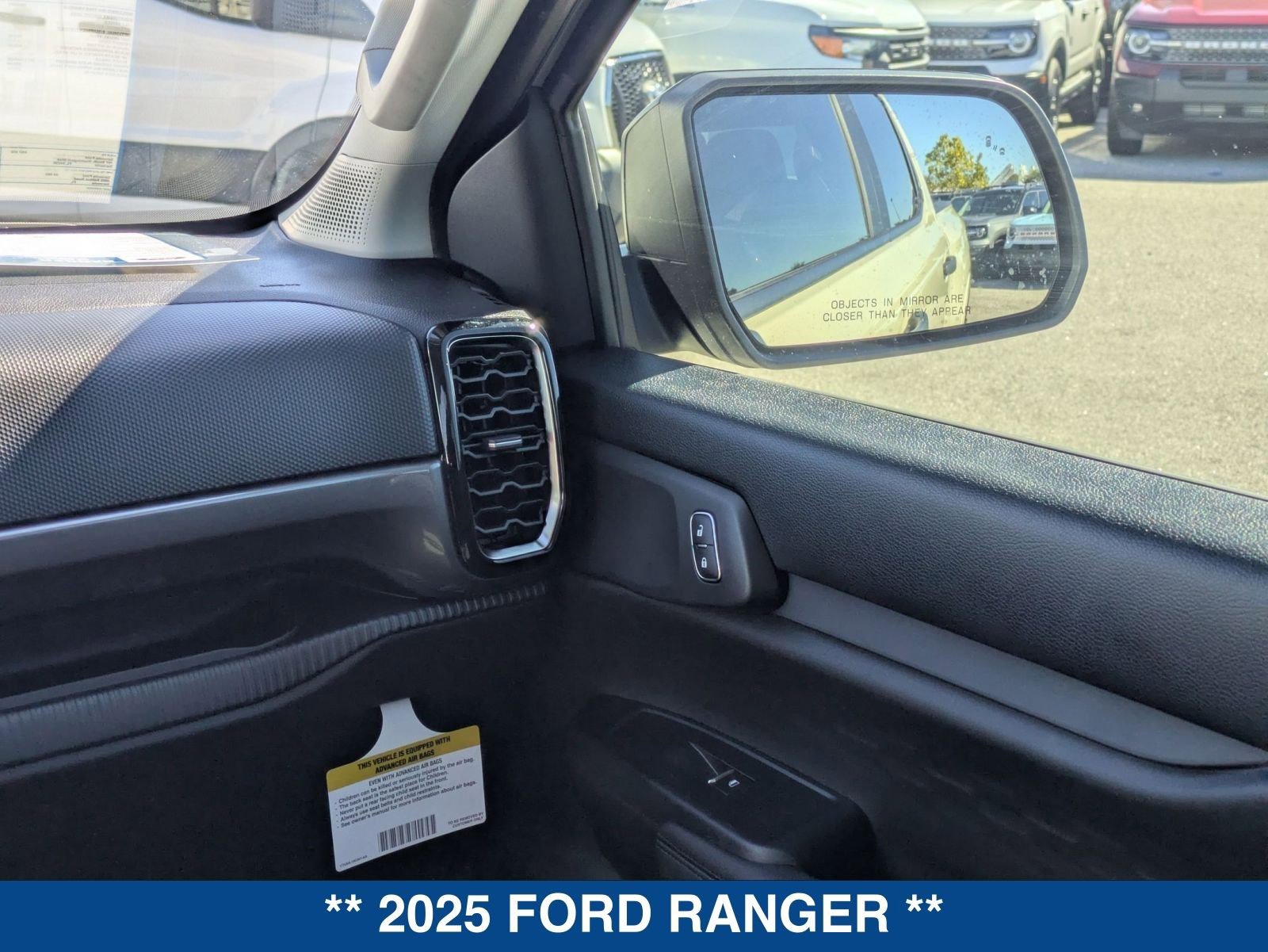 New 2025 Ford Ranger XLT w/ Black Appearance Package image 19