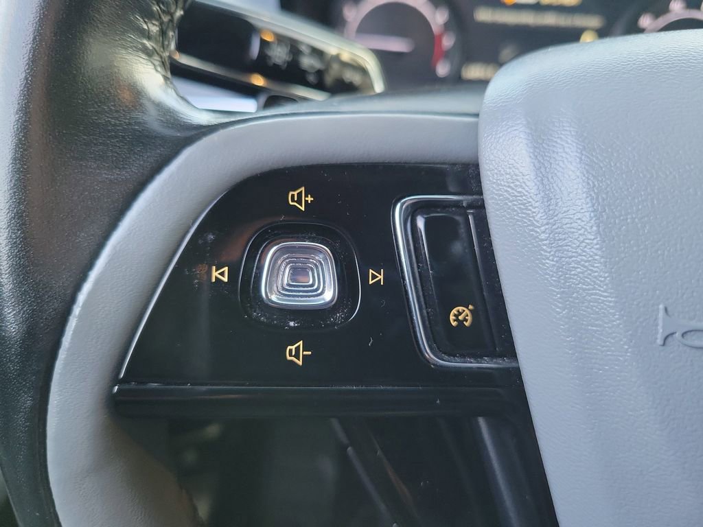 Used 2020 Lincoln Corsair Reserve image 7