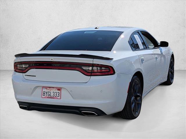 Used 2021 Dodge Charger SXT w/ Blacktop Package image 5